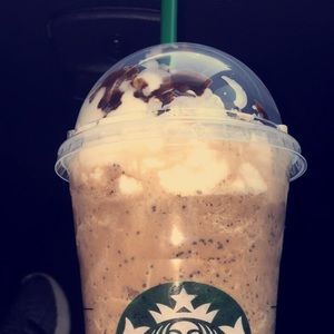 Meet your Posher, Skylar